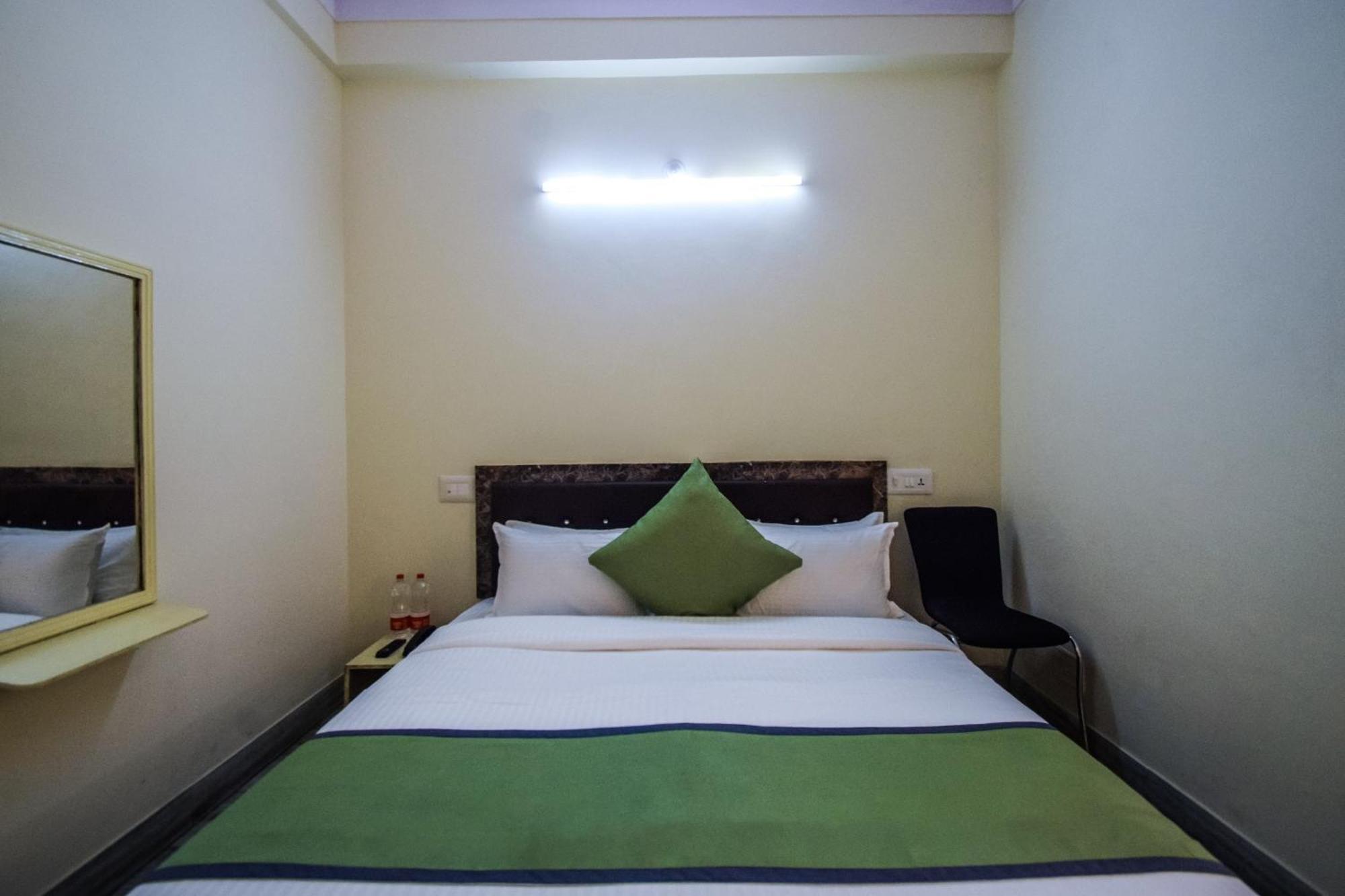 Hotel O Seema Udaipur Esterno foto