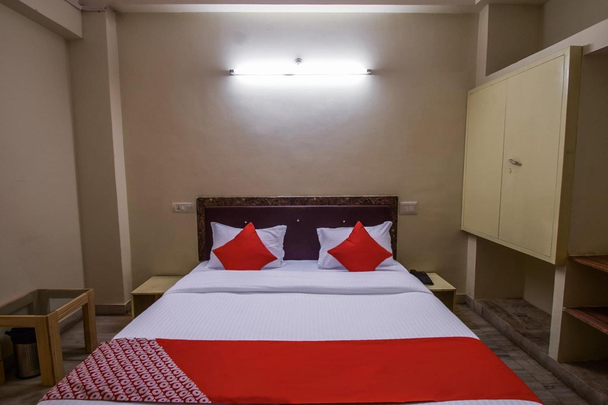Hotel O Seema Udaipur Esterno foto